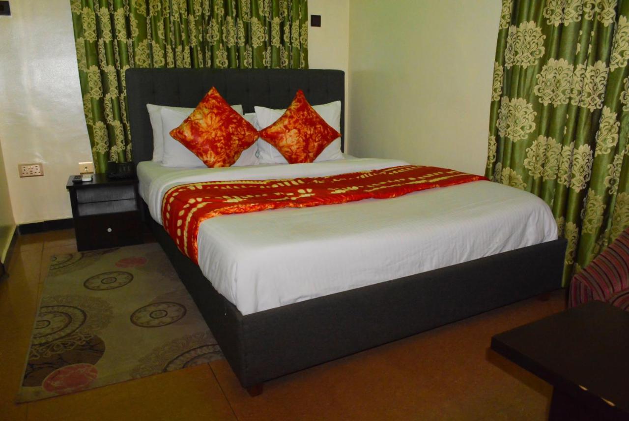 Esporta Suites Lekki Lagos Bagian luar foto